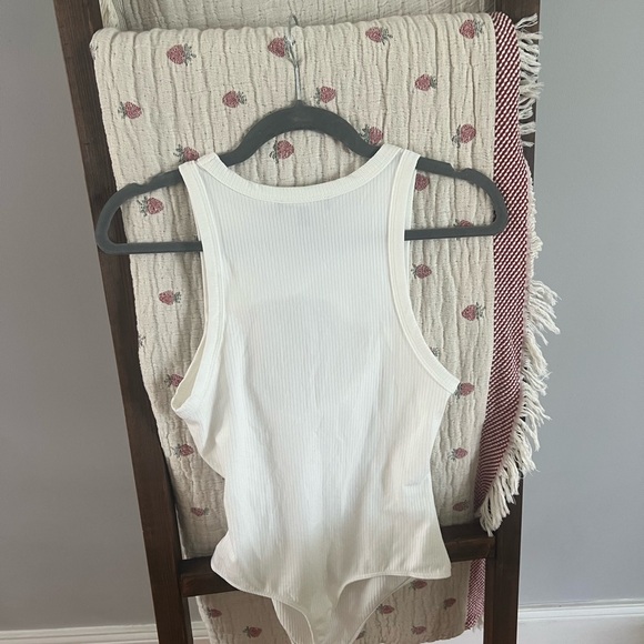 Lulu’s White Cutout Bodysuit - Picture 3 of 3